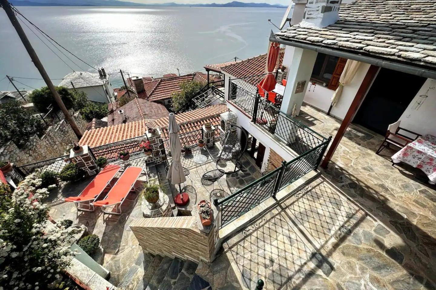 The Pagasetic Balcony - Magestic Sea Cottage Volos Exteriör bild